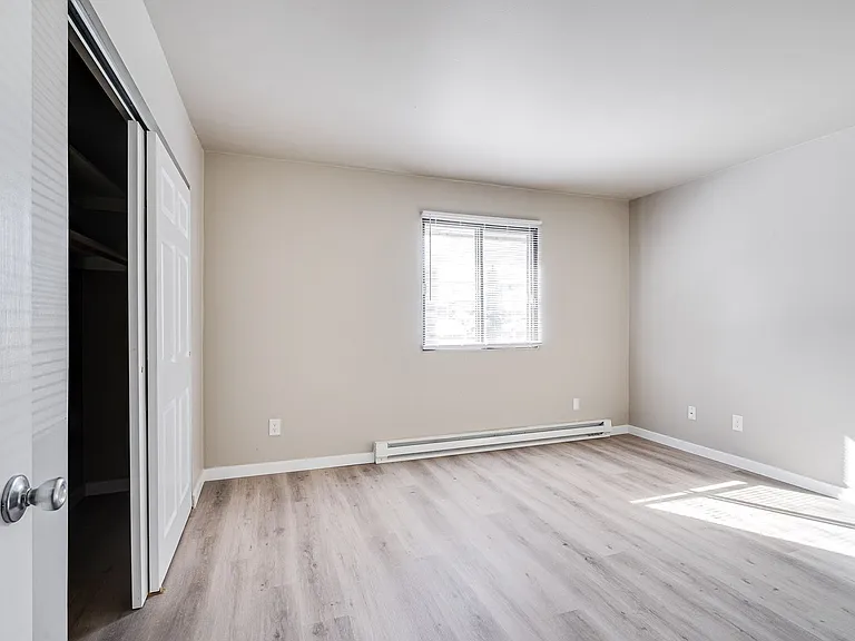 EVERGREEN PLACE — Photo 87