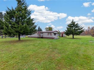 112 Center Rd, Lacona, NY 13083