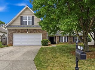 4406 Camden Ridge Dr, Greensboro, NC 27410