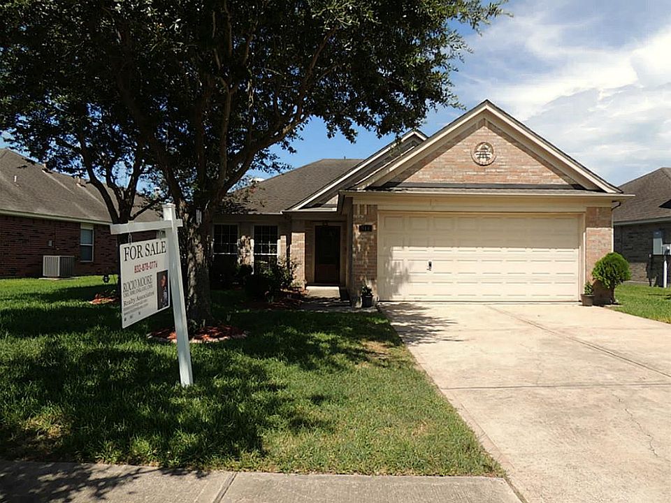 1st image of 914 Bent Sail Ln