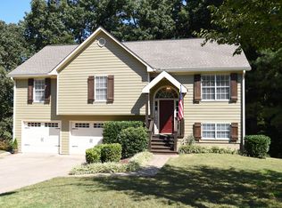 708 Rose Creek Blf, Woodstock, GA 30189