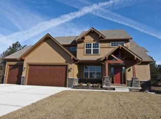 827 155th Cir, Basehor, KS 66007