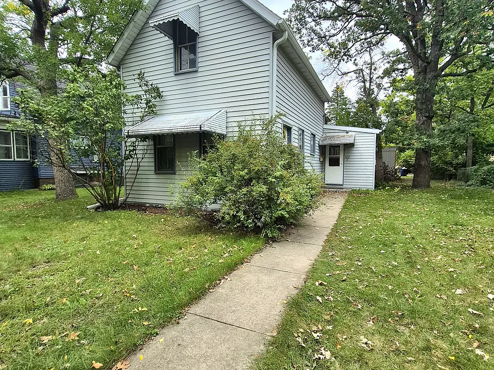 612 8th Ave S