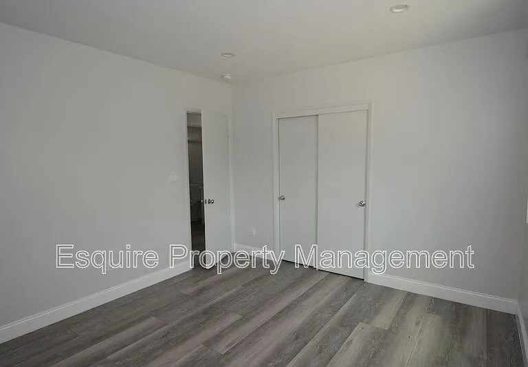 128 E B St #2 — Photo 11