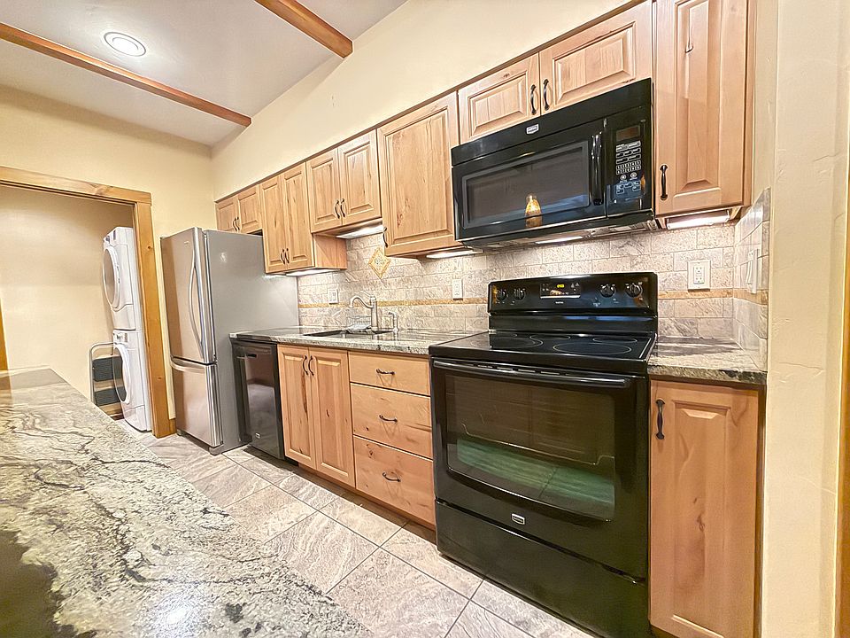 1st image of 32 Hunter Hill Rd #208B