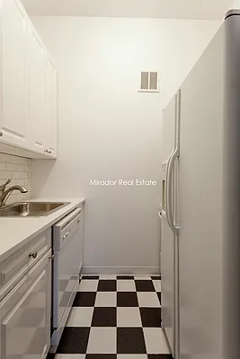 Rented by Mirador Real Estate | media 28