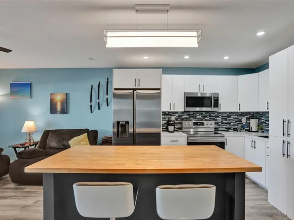 2170 NE 51st Court #B4, Fort Lauderdale, FL 33308