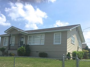 687 1st St SE, Graysville, AL 35073