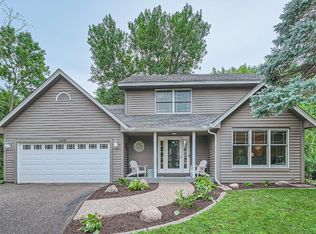 16415 21st Ave N, Plymouth, MN 55447