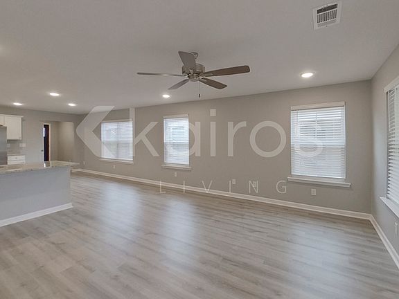4th image of 394 Angela St