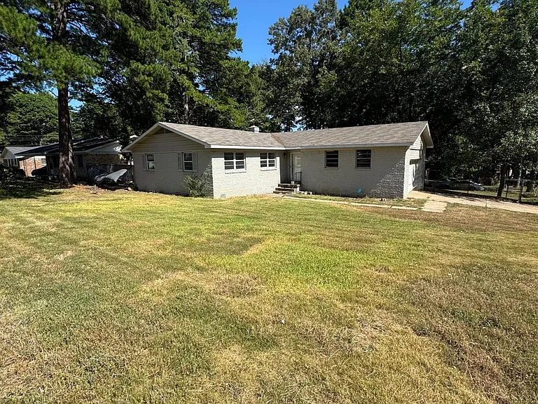 9712 Cerelle Dr — Photo 1