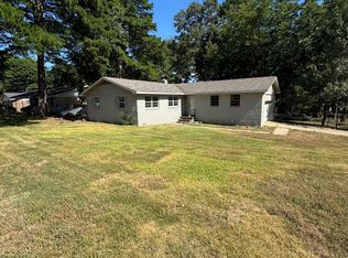9712 Cerelle Dr, Little Rock, AR 72205