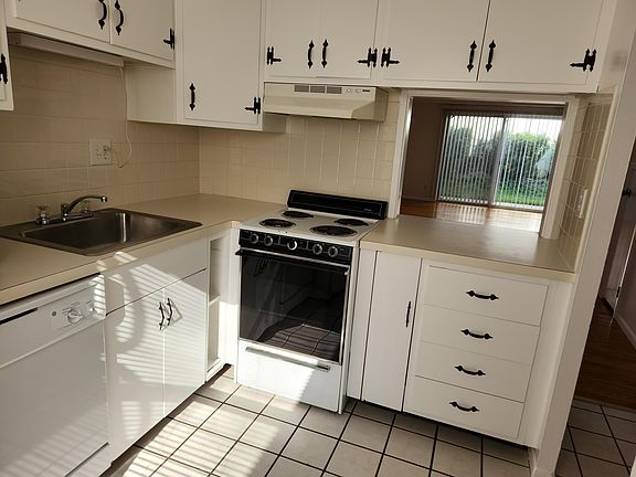 2nd image of 342 Fairmont Ave #16470427