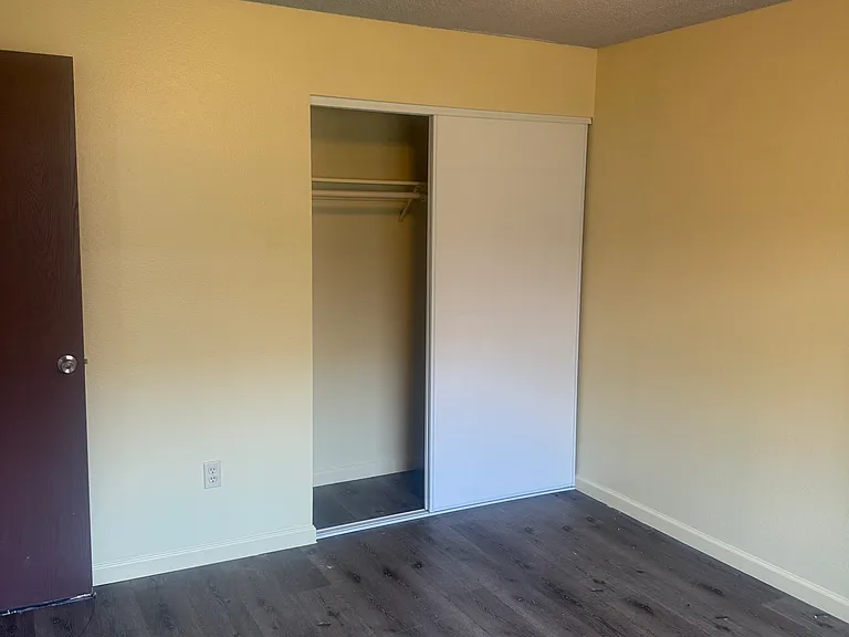 6621 S Monroe St — Photo 18