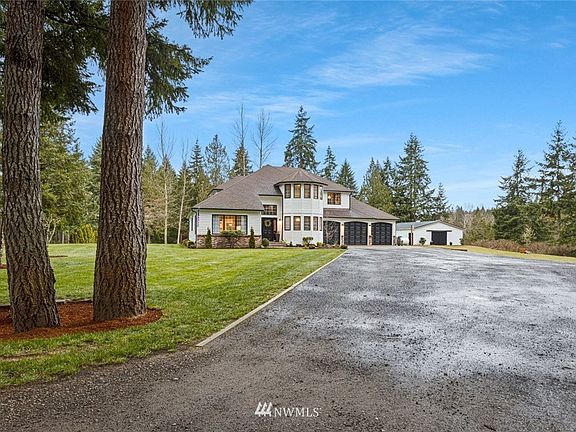 5th image of 10938 Woodchuck Ln SE