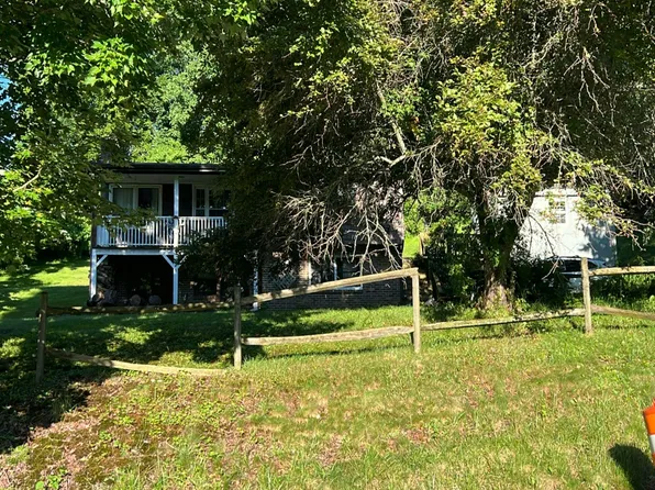 149 Cypress Dr, Marion, VA 24354