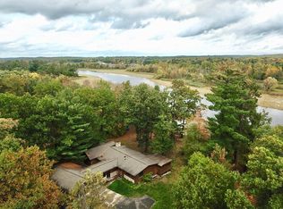 26472 River Rd, Cohasset, MN 55721