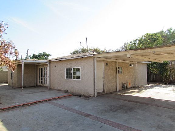 2nd image of 21883 Cottonwood Ave