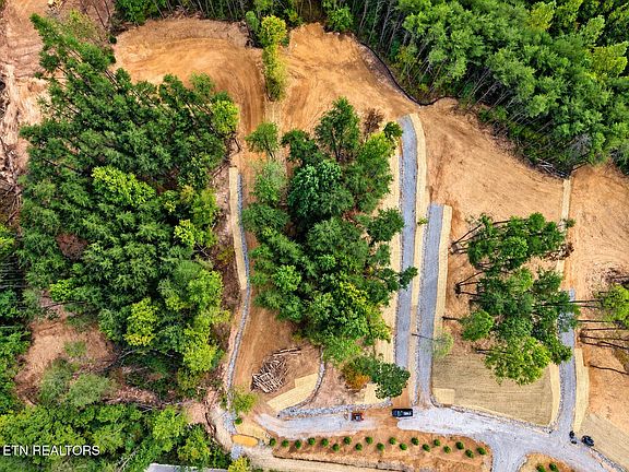 3rd image of 1134 Tarklin Valley Rd