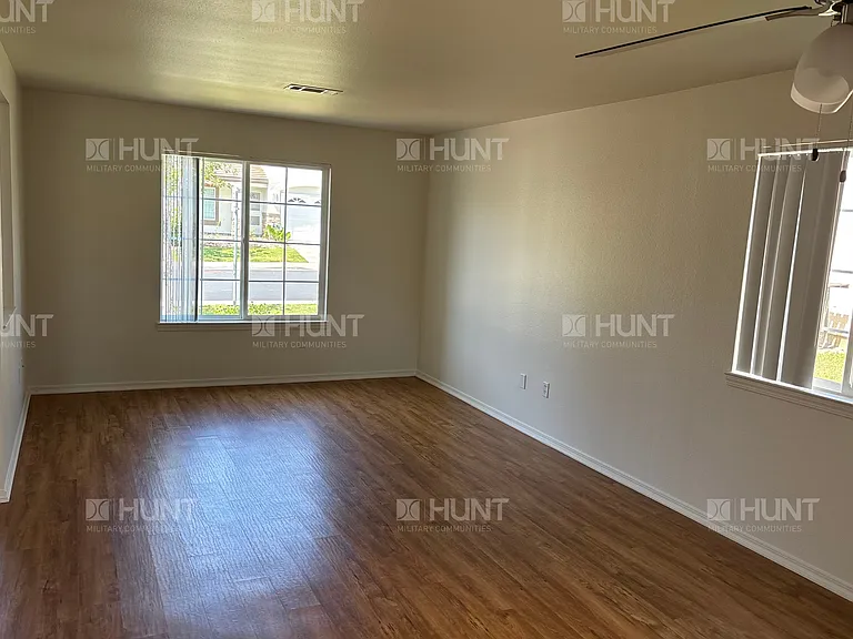 208 Masan Ct — Photo 6