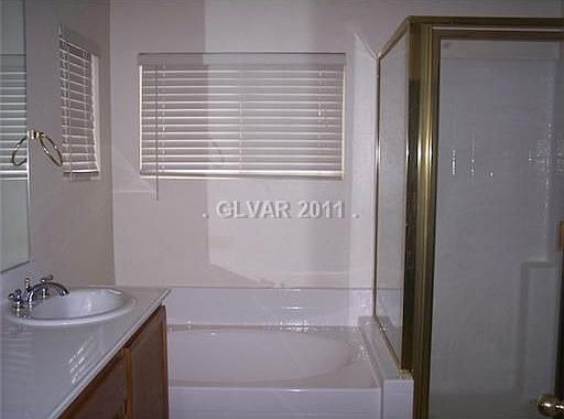 3rd image of 5708 Athinas St