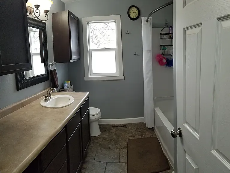 3729 Northwood Dr NE — Photo 11