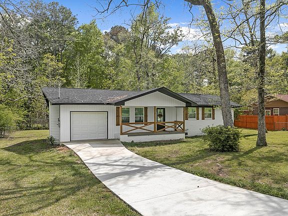 2nd image of 446 Northwood Dr
