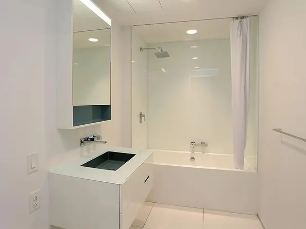 459 West 18th Street 2 image 3 of 3