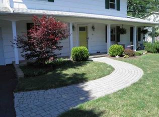 764 Newberry Ln, Webster, NY 14580