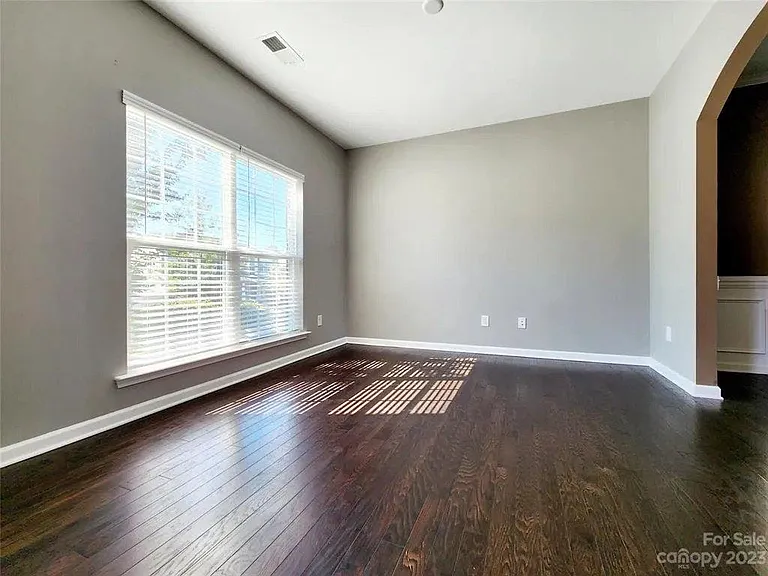 10420 Paisley Abbey Ln — Photo 4