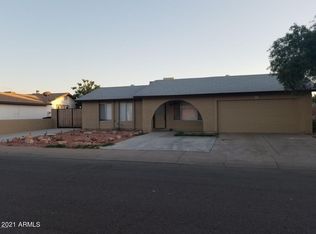 557 W Greentree Dr, Chandler, AZ 85225