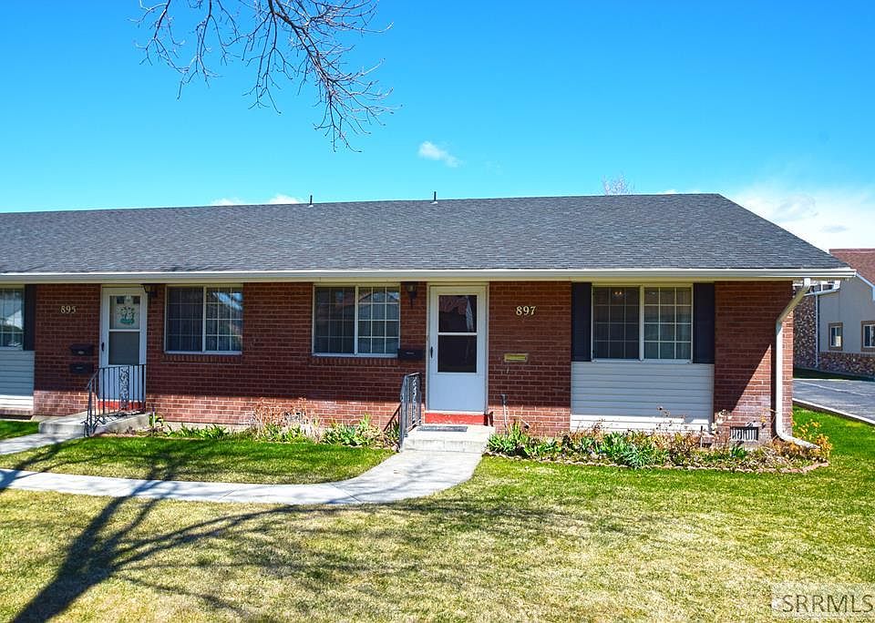 1st image of 897 Linden Pl