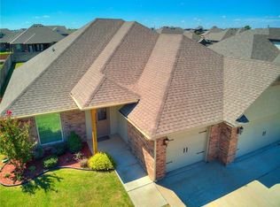 2328 NW 173rd St, Edmond, OK 73012