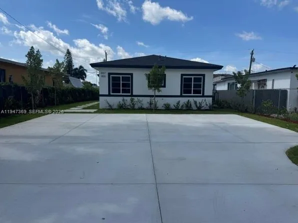 855-857 SW 1st St, Florida City, FL 33034