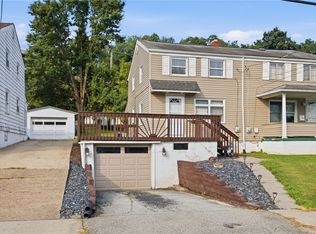 321 Cedar St, Jeannette, PA 15644