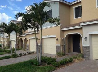 375 NE 194th Ter, Miami, FL 33179