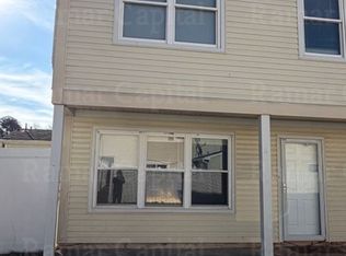 22 Logan Ct, Sicklerville, NJ 08081