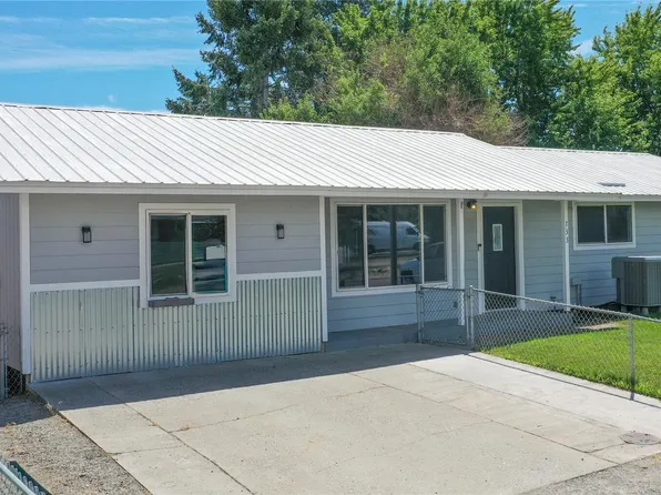 733 Ridge Place, Omak, WA 98841