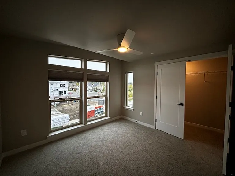 688 Venture Way — Photo 9