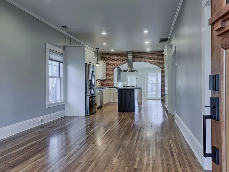 627 Laporte Ave — Photo 5