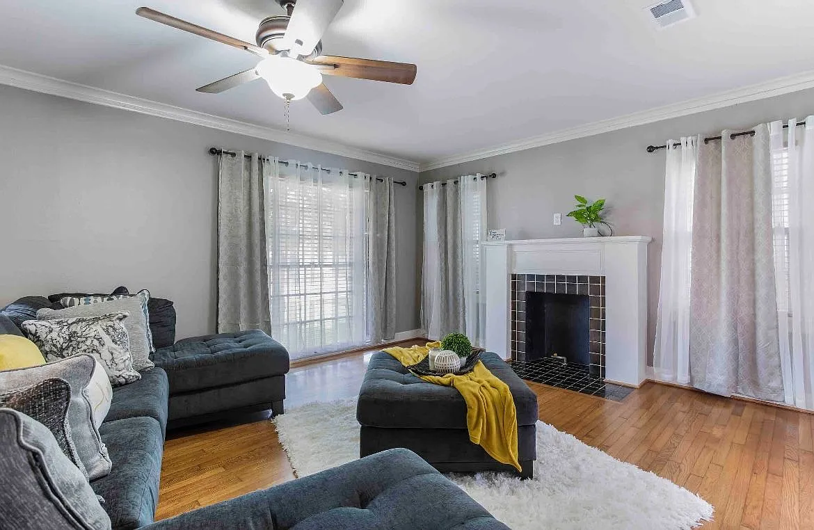 2 bed, 2.0 bath, 2000 sqft, $2,500 — Photo 2