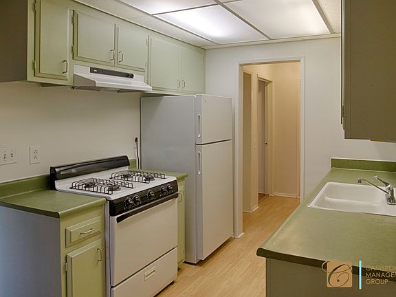 3rd image of 554 Greenbrier Dr #3