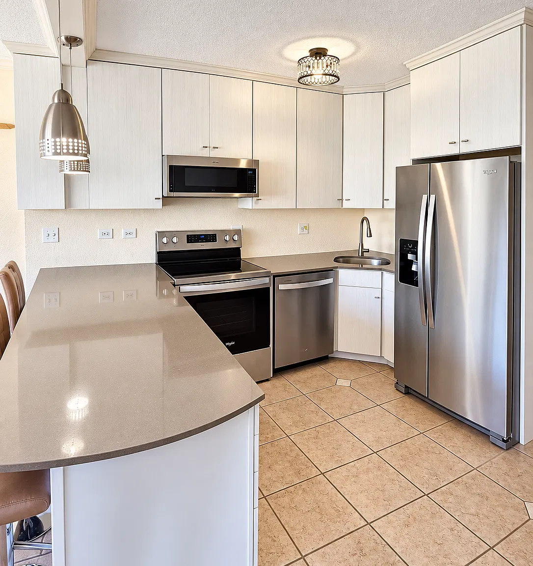 2 bed, 2.0 bath, 1021 sqft, $2,200 — Photo 3
