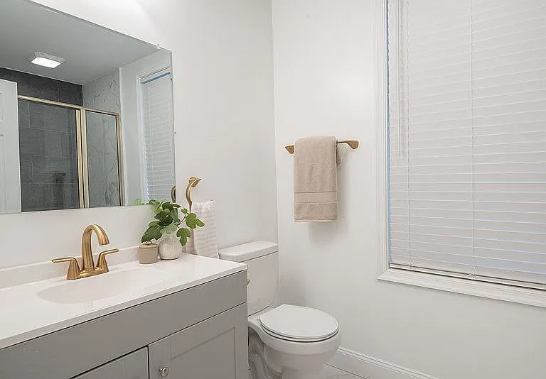 323 N Mulberry St #1 — Photo 20