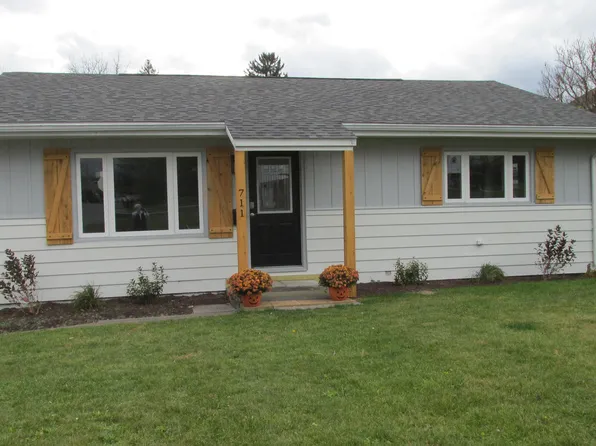 711 S 7th St, Altoona, PA 16602
