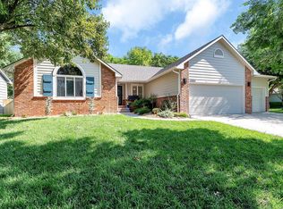 3206 N Forest Lakes St, Wichita, KS 67205