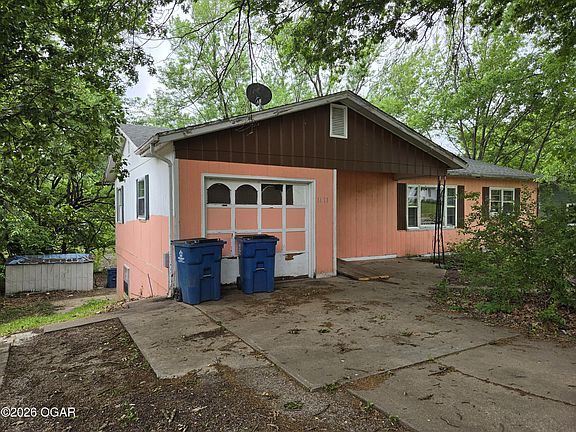 2nd image of 1431 Greenwood Blvd