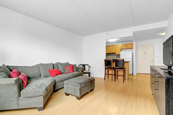 Rented by Century 21 Milestone Realty | media 17