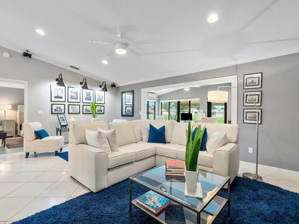 37 Winchmore Lane, Boynton Beach, FL 33426