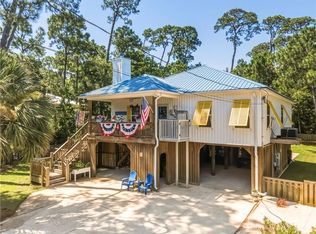 703 Bienville Blvd, Dauphin Island, AL 36528